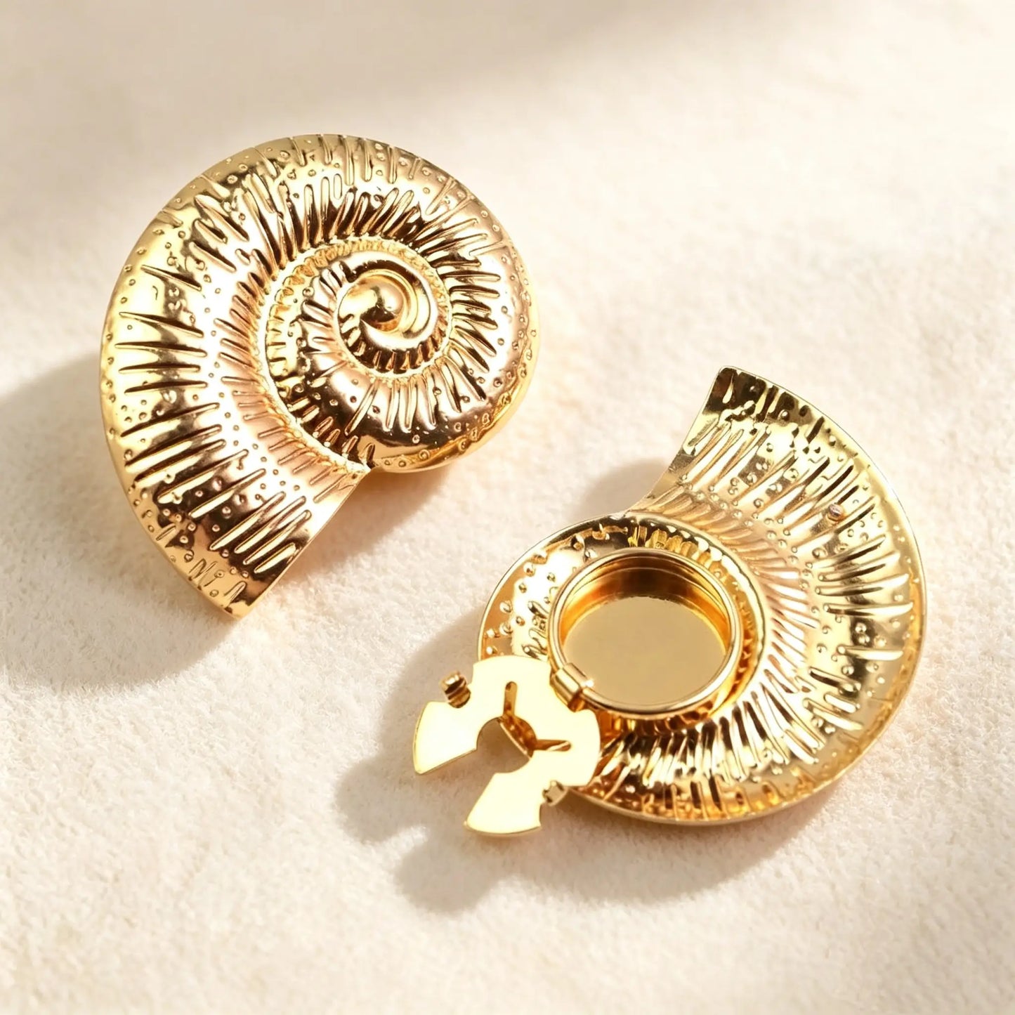 Golden Nautilus | 1 Set